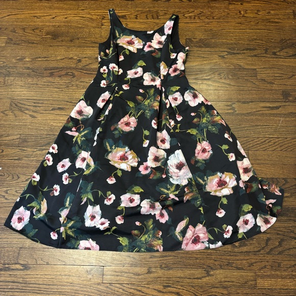 Adrianna Papell Dresses & Skirts - Adrianna Papell Black Vibrant Floral Sleeveless Jewl Neck Midi Tea Party Dress